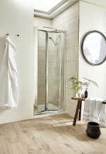 Showering - Image 4